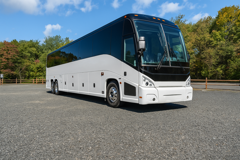 Nashville Coach Bus Service 56 Passenger Coach Bus