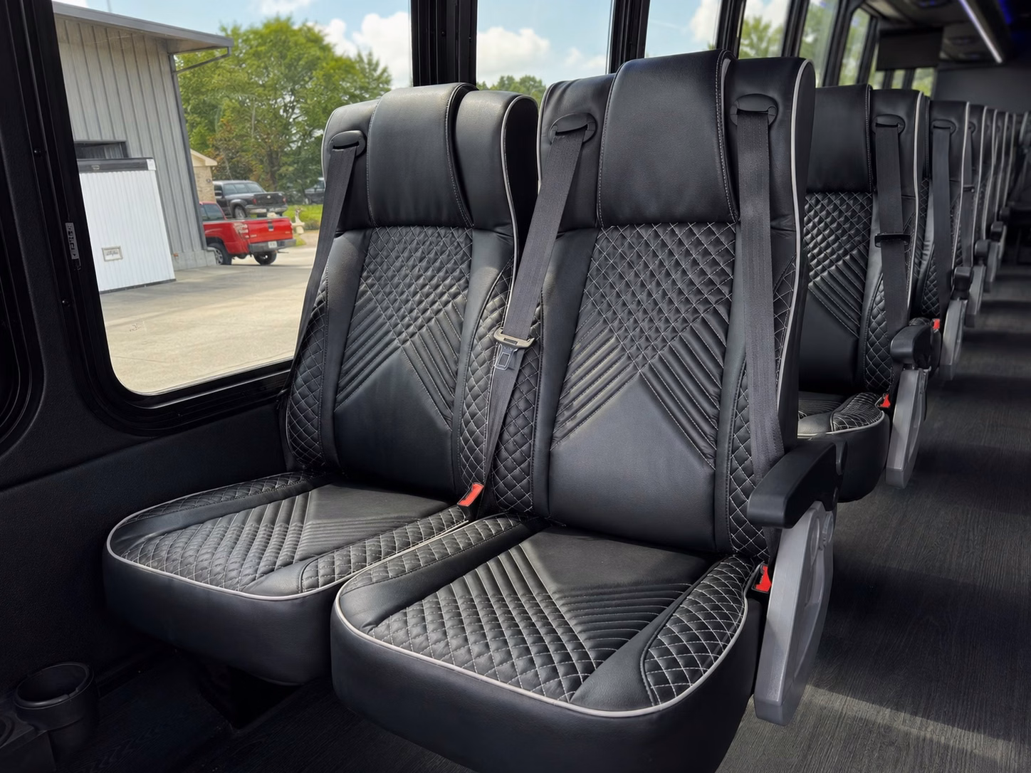 everything your group needs for a perfect nashville prom night ride