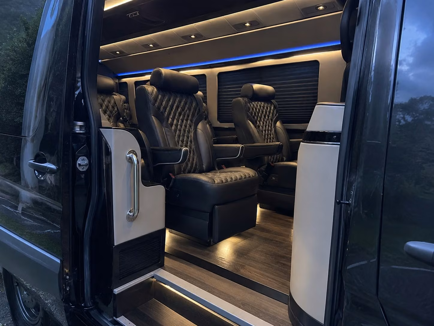 nashville sprinter van rental with driver